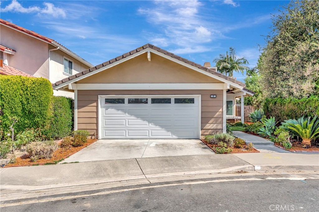 Featured Rental: 7 Citadel — 3BR / 2BA in Northwood Villas